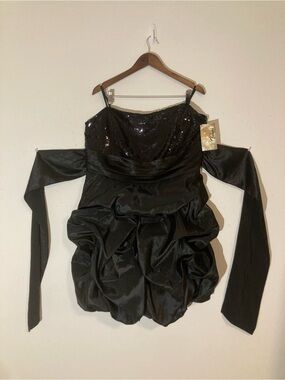 *NEW* Trixxi Black Strapless Sequin Dress, Bubble Skirt with Pick-ups, Sz 22 NWT